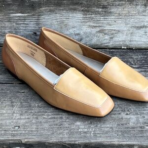 Enzo Angiolini Liberty Loafer Butterscotch and Gold Leather Shoes 9M